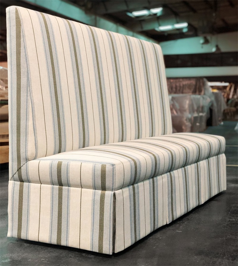 Modern Hotel Booth Seating – Striped Upholstered Banquette with Skirted Design, Durable & Comfortable for Restaurants and Lounges
